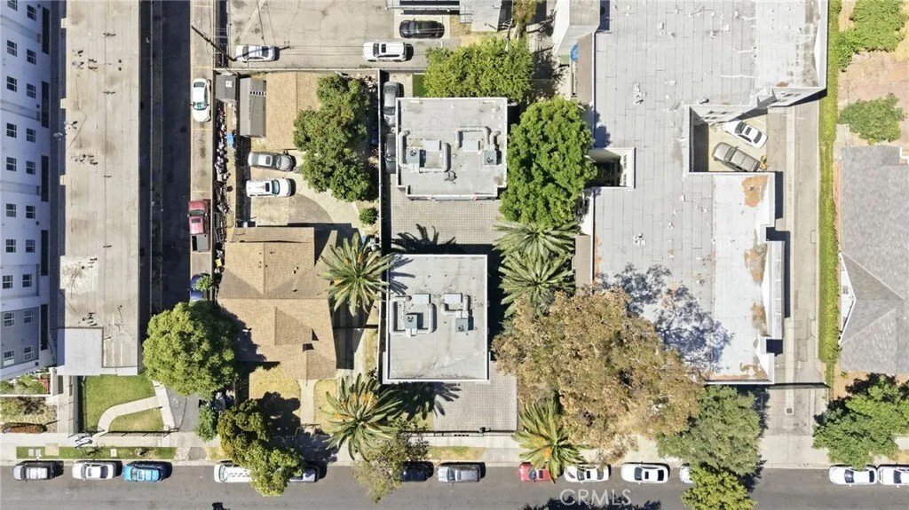 Los Angeles, California, United States 3 - 18333405