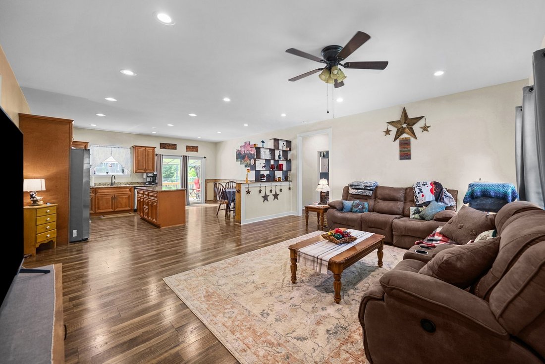 House in McEwen, Tennessee, United States 5 - 18333180