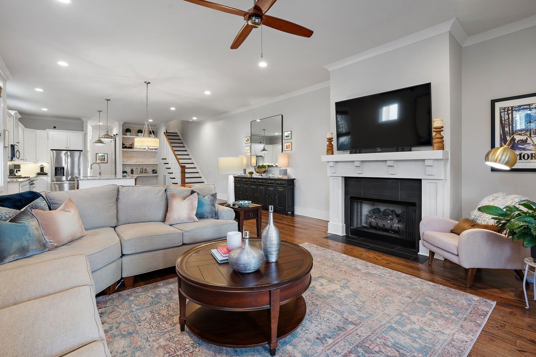 Co Op in Nashville, Tennessee, United States 1 - 18333143