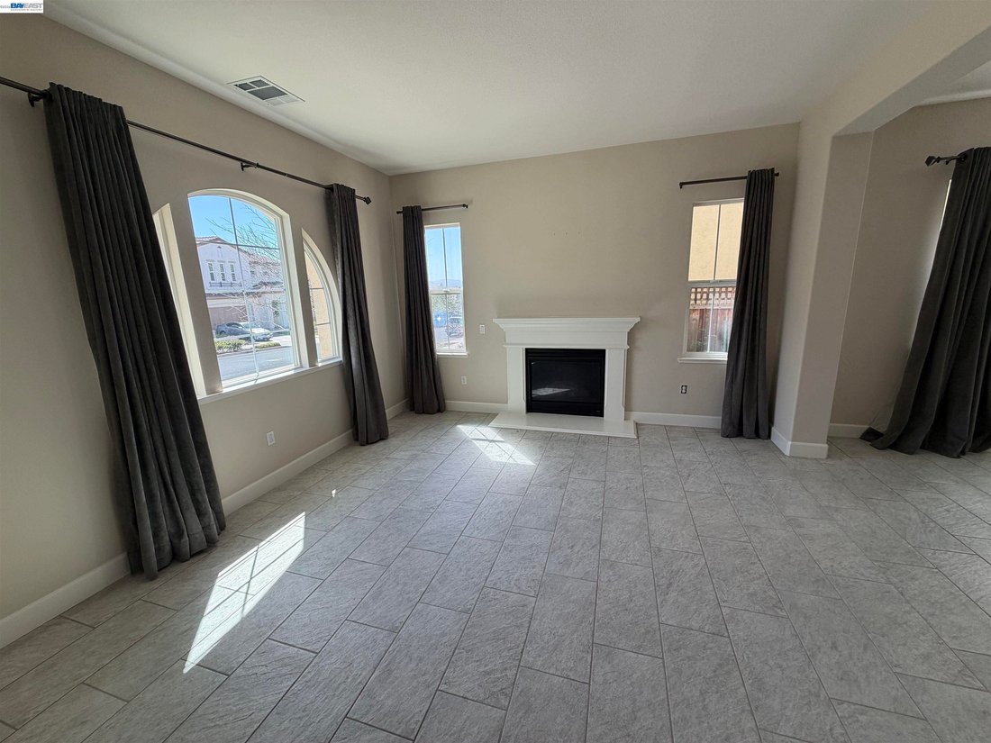 House in Dublin, California, United States 3 - 18333328