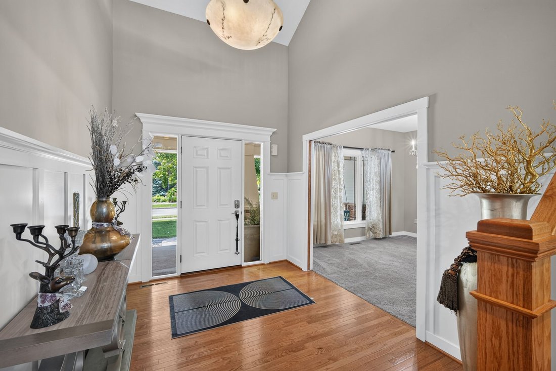 House in Urbandale, Iowa, United States 4 - 18333289