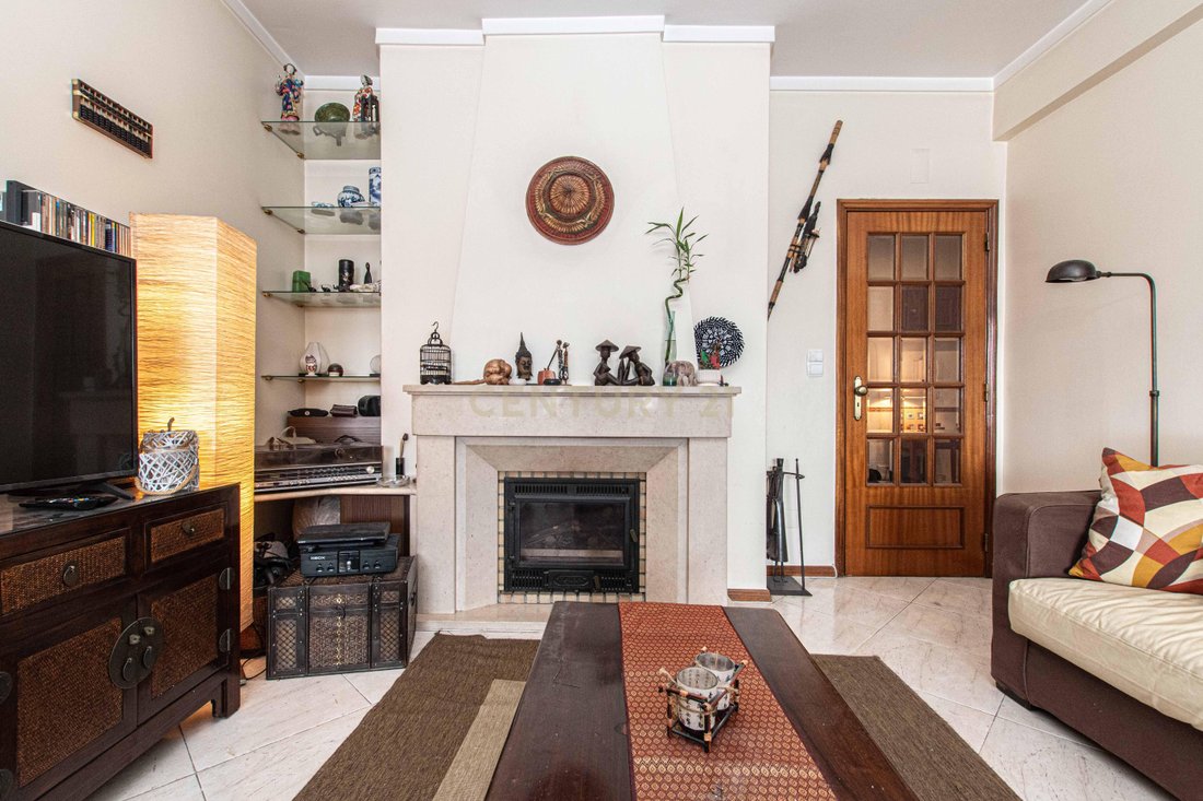 Apartment in Alfragide, Lisbon, Portugal 4 - 18129995
