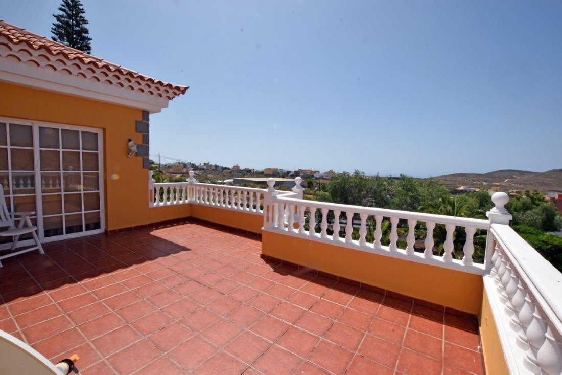 Villa in San Miguel de Abona, Canary Islands, Spain 3 - 18333233