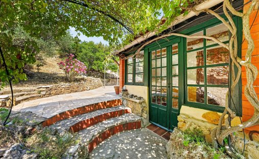 Country House in Beaudinard-Eoures, Aubagne, France 1