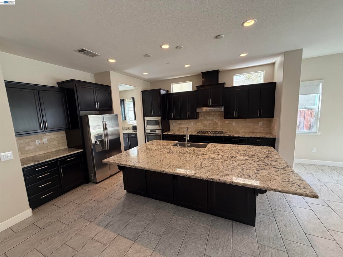House in Dublin, California, United States 5 - 18333328