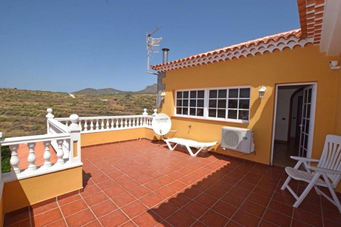 Villa in San Miguel de Abona, Canary Islands, Spain 2 - 18333233