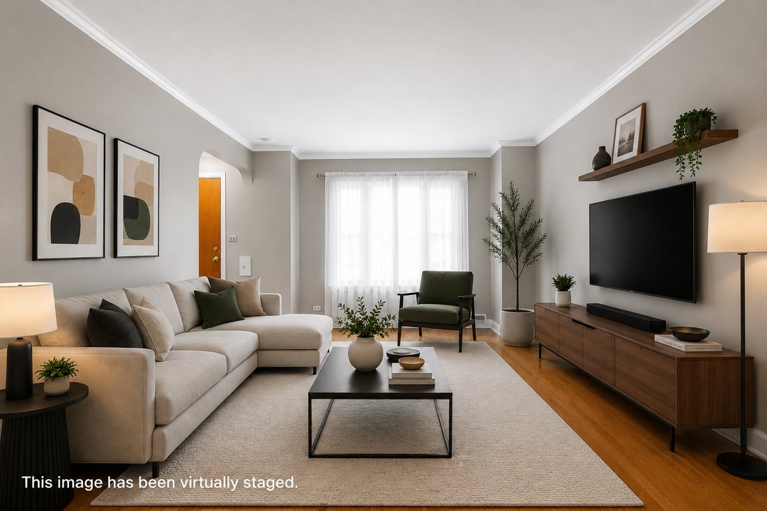 House in Skokie, Illinois, United States 2 - 18333429