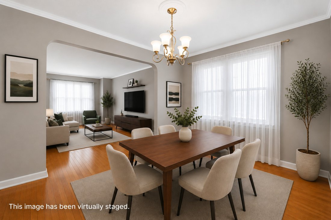 House in Skokie, Illinois, United States 3 - 18333429