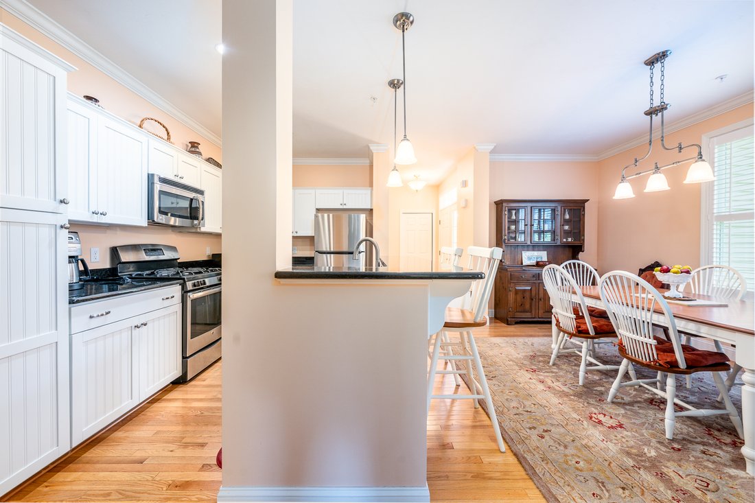 Condo in Mashpee, Massachusetts, United States 4 - 18333682