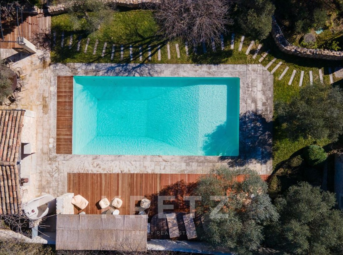 Country House in Saint-Rémy-de-Provence, Provence-Alpes-Côte d'Azur, France 3 - 18333755