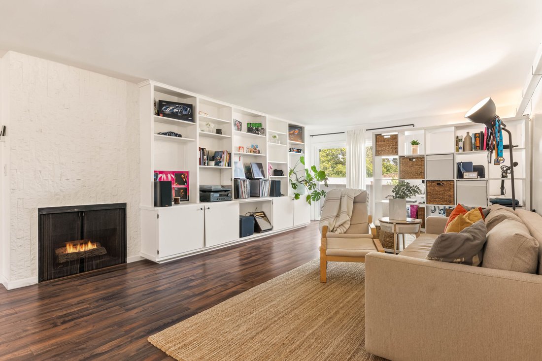 Condo in Los Angeles, California, United States 1 - 18333659