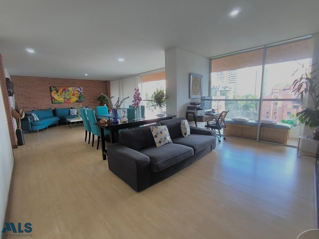 Apartment in Medellín, Antioquia, Colombia 4 - 18333788