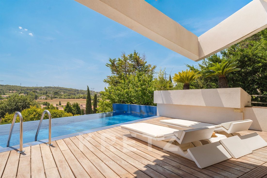 Villa in Golf-Embus-Enco de Botte-Bellons, Allauch, France 2 - 18333607