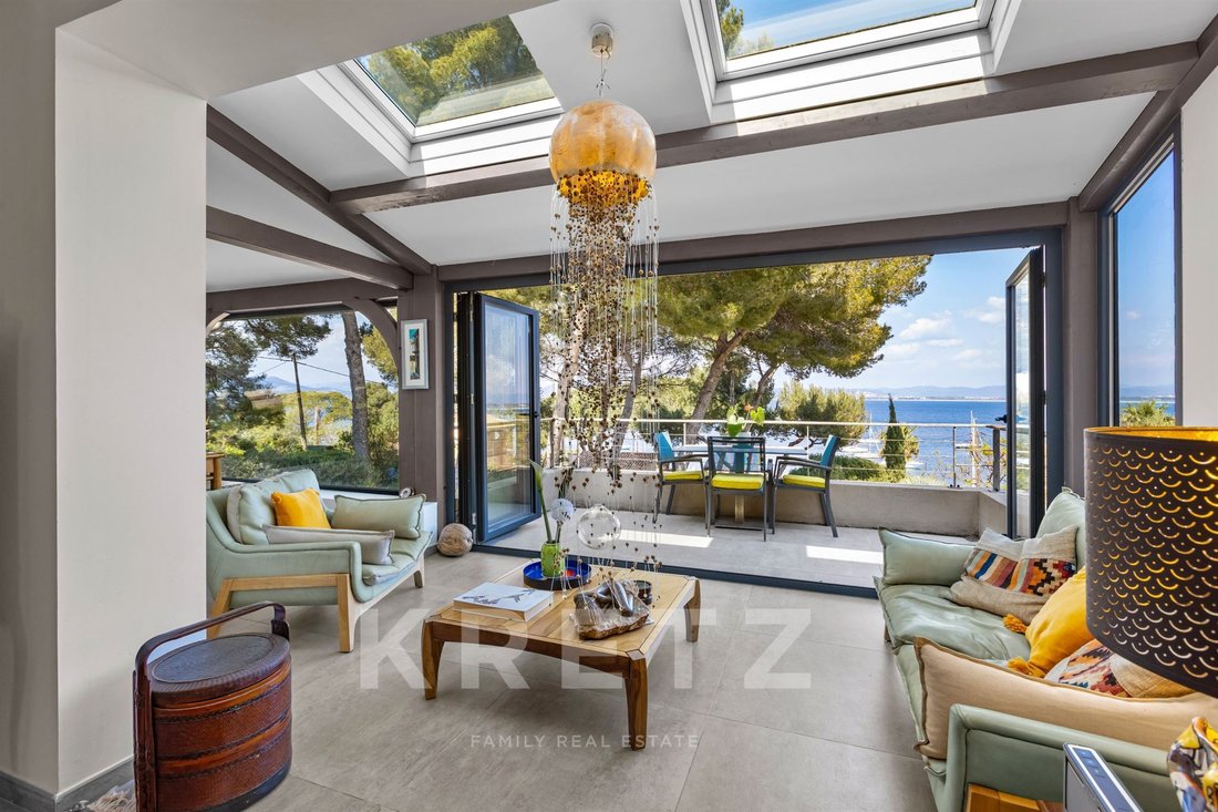 House in Hyeres, Provence-Alpes-Côte d'Azur, France 4 - 18333752