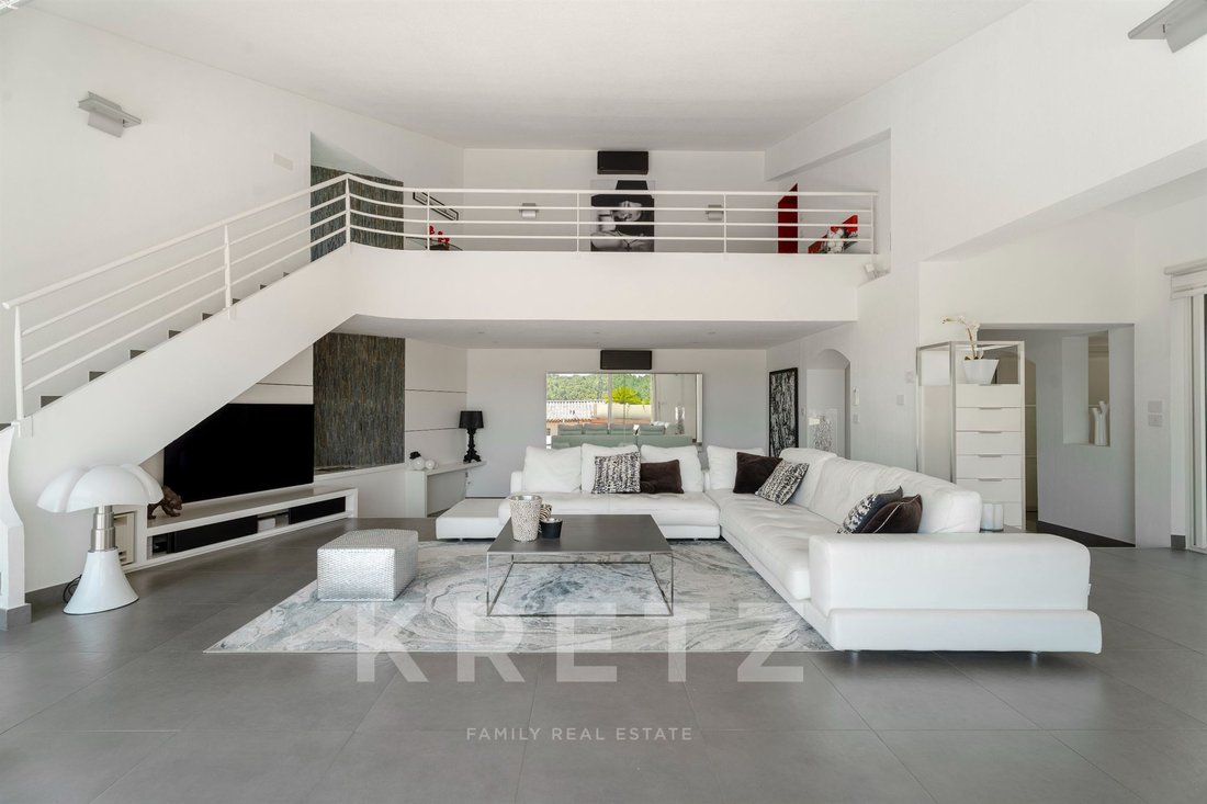 Villa in Golf-Embus-Enco de Botte-Bellons, Allauch, France 3 - 18333607