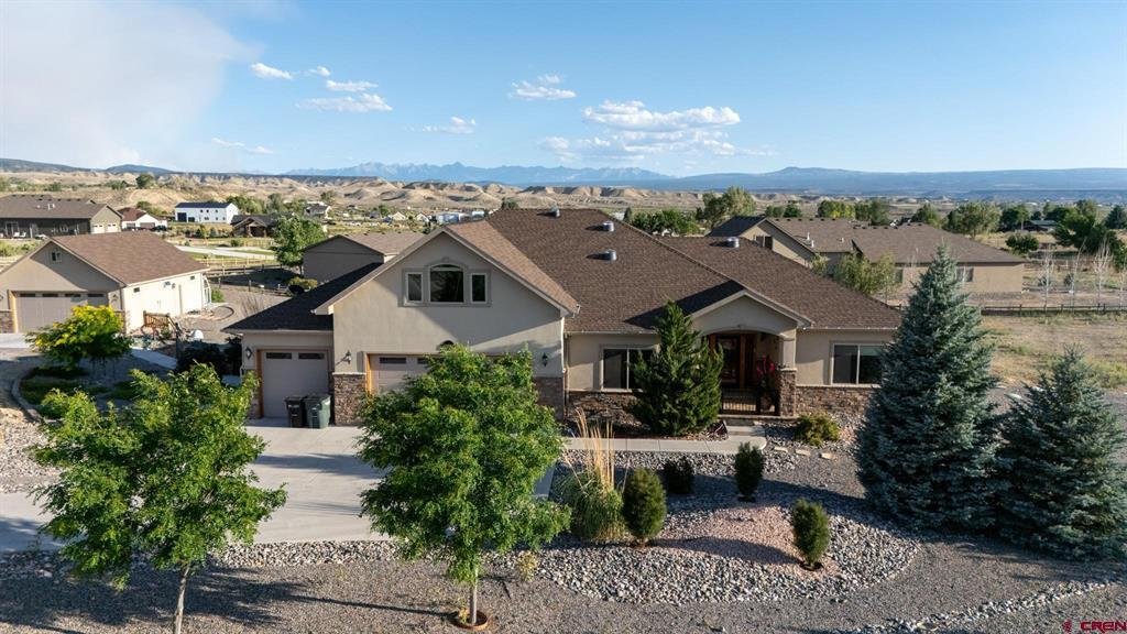 House in Montrose, Colorado, United States 1 - 17705155