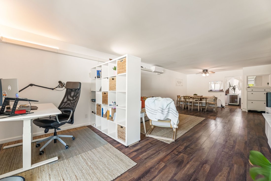 Condo in Los Angeles, California, United States 3 - 18333659