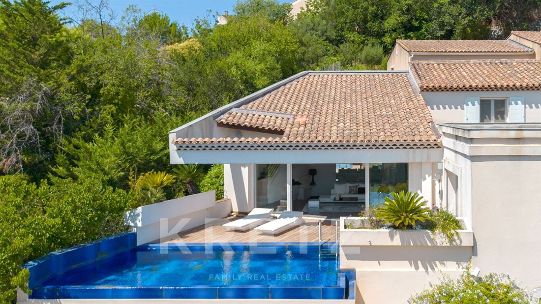 Villa in Golf-Embus-Enco de Botte-Bellons, Allauch, France 1 - 18333607