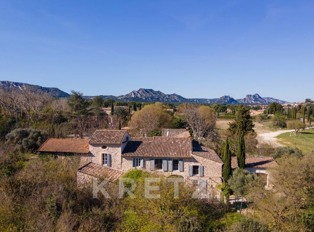 Country House in Saint-Rémy-de-Provence, Provence-Alpes-Côte d'Azur, France 5 - 18333755