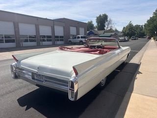 Cabriolet in Glendale, United States 4 - 18333249