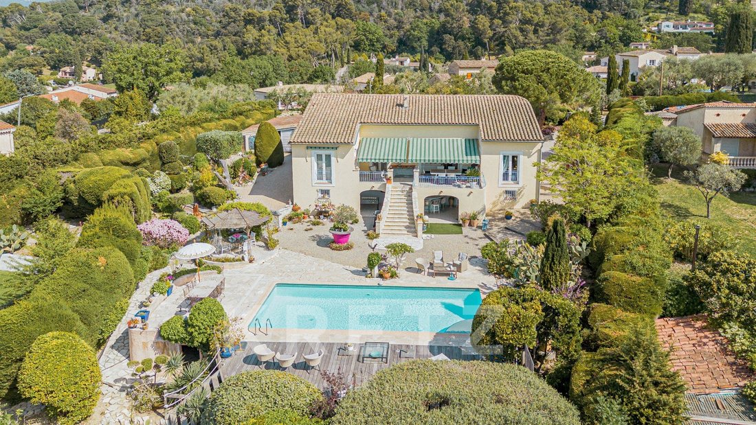 House in La Roquette-sur-Siagne, Provence-Alpes-Côte d'Azur, France 1 - 18333598