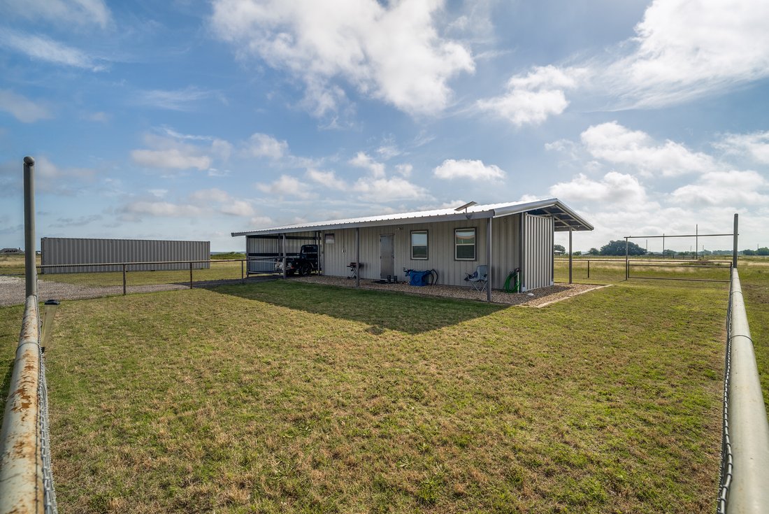 Land in Weatherford, Texas, United States 1 - 18333656