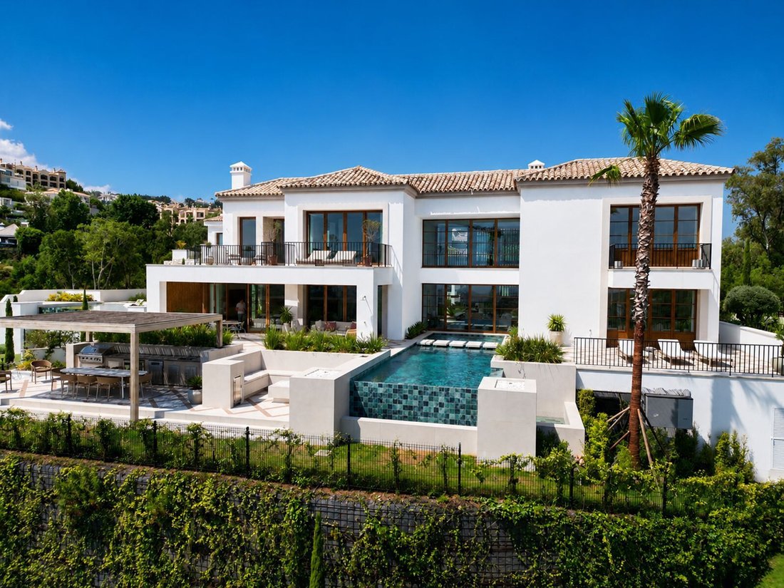 Villa in La Quinta, Benahavis, Andalusia 1 - 18333727