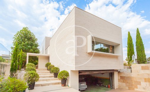 Villa in Moncloa-Aravaca, Madrid, Spain 1