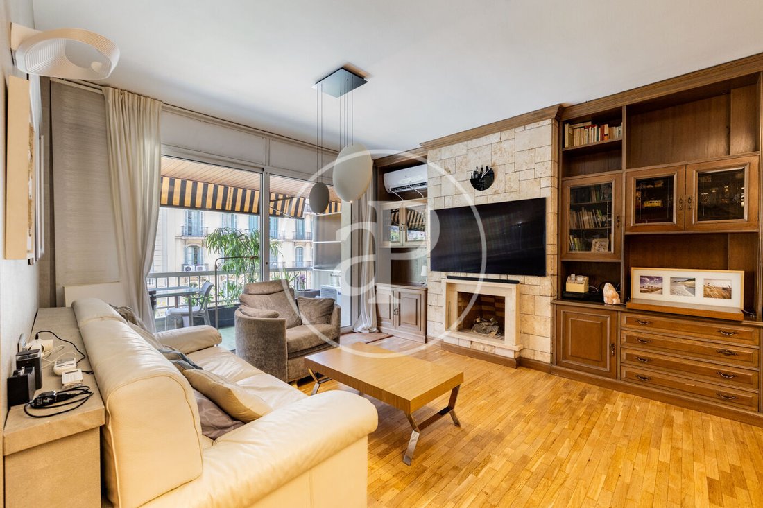 Apartment in Eixample, Barcelona, Spain 3 - 18333604
