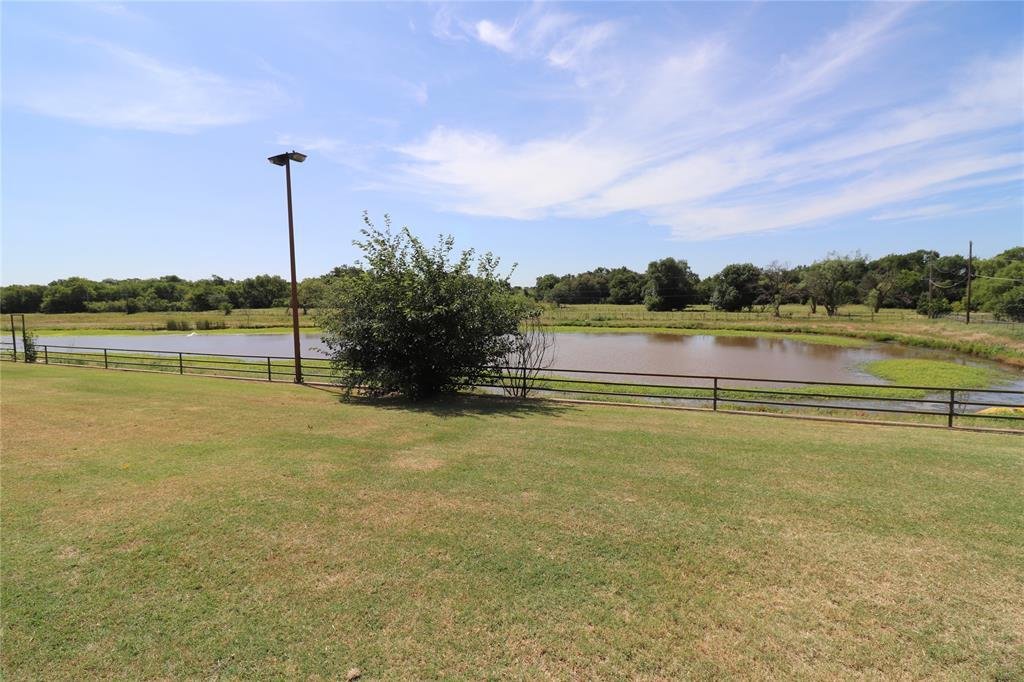 House in Henrietta, Texas, United States 5 - 17824805