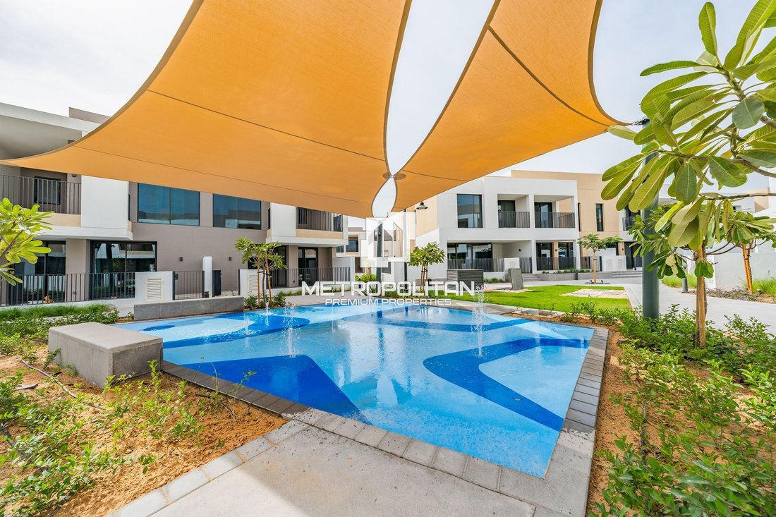 Villa in Wadi Al Safa 5, Wadi Al Safa, Dubai 1 - 18333796