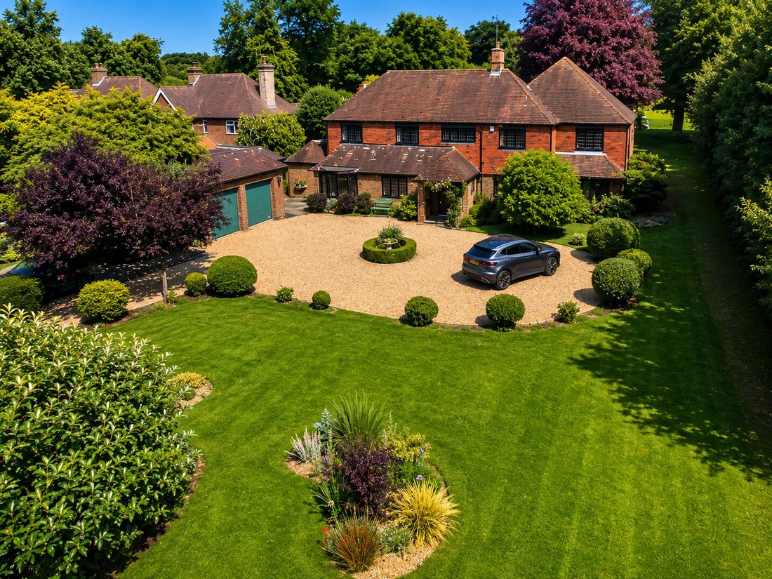 House in Isfield, England 2 - 17969928