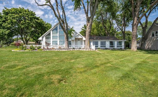 House in Port Clinton, Ohio, United States 1
