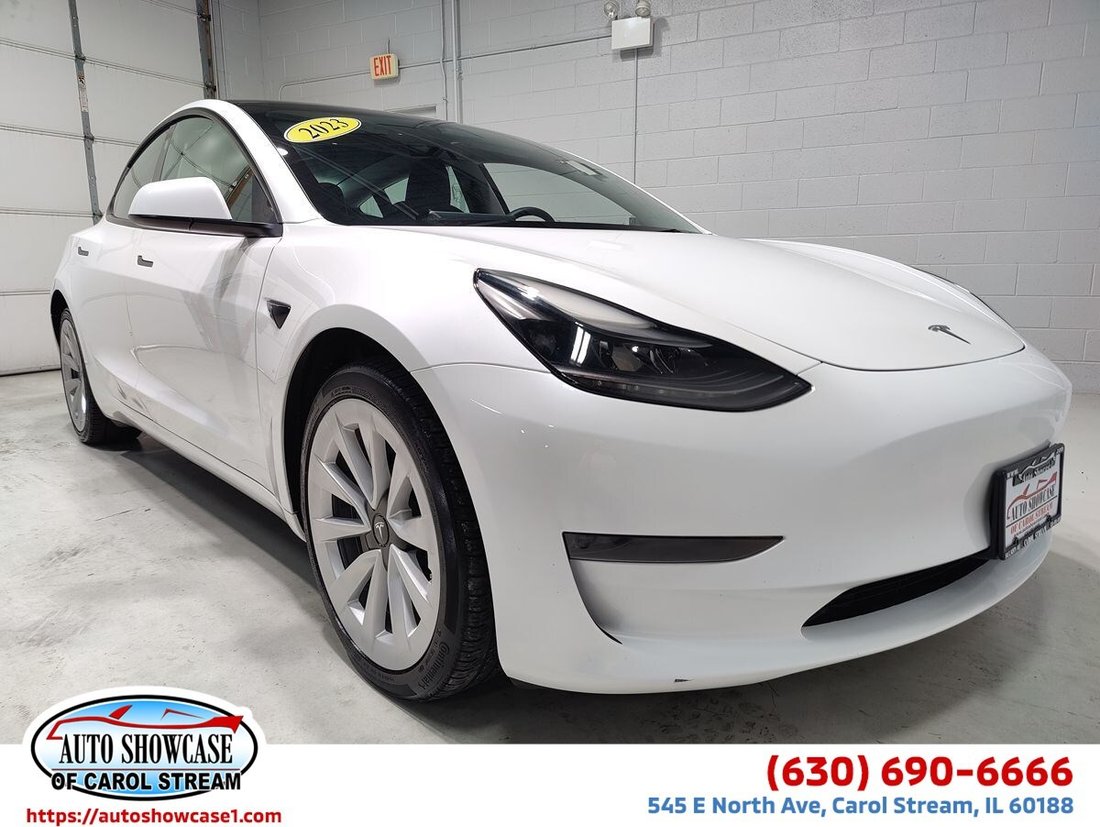 Sedan in Carol Stream, IL, United States 1 - 18333542