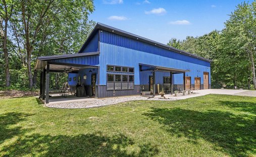 House in Decatur, Michigan, United States 1