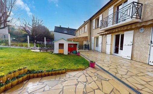 Villa in Cachan, Ile-de-France, France 1