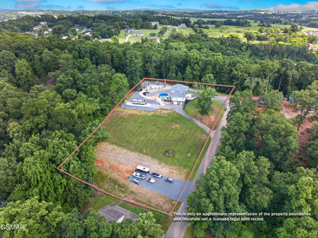 House in Sevierville, Tennessee, United States 2 - 18334166