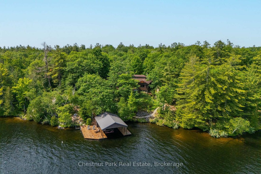 House in Georgian Bay, Ontario, Canada 1 - 18334145