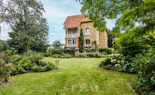 House in Gambais, Ile-de-France, France 1