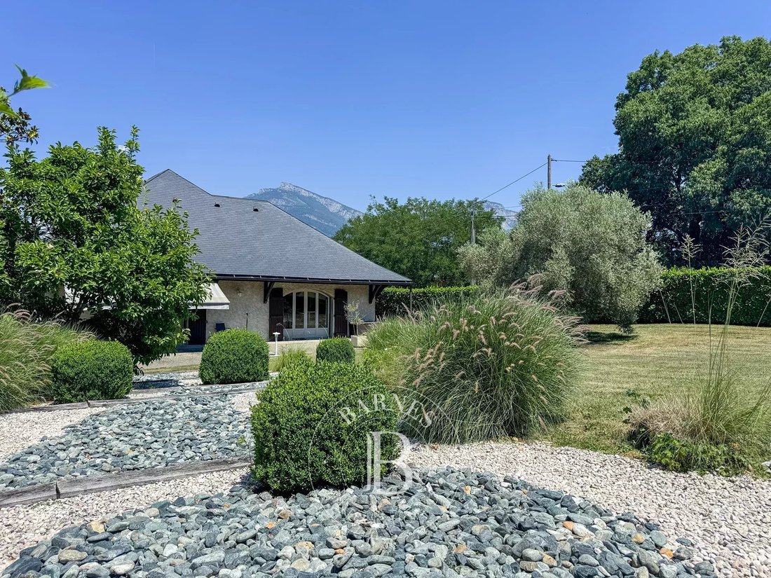 House in Jacob-Bellecombette, Auvergne-Rhône-Alpes, France 2 - 18333867