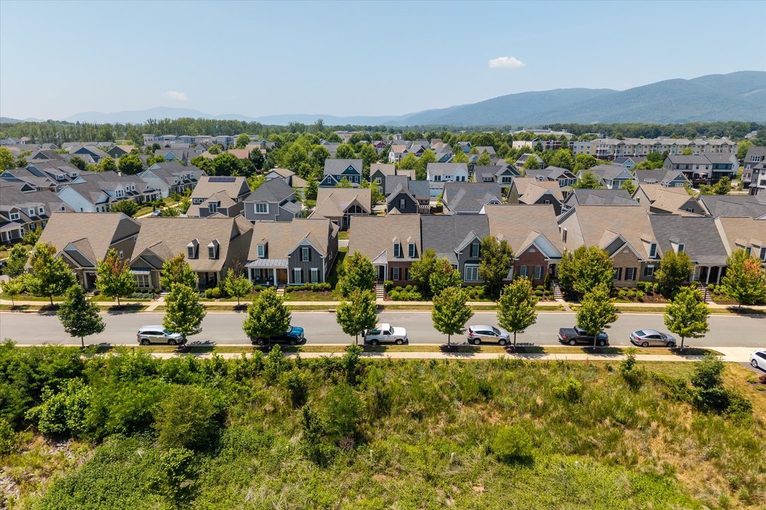 House in Crozet, Virginia, United States 3 - 18334023