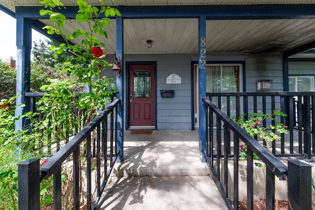 House in Kelowna, British Columbia, Canada 4 - 18334147