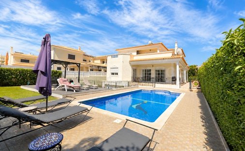 Maison à Olhos de Agua, Algarve, Portugal 1