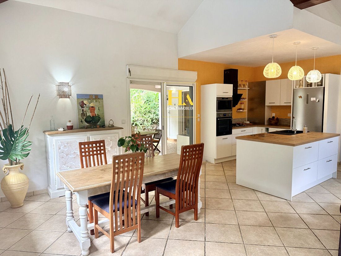 Villa in France 1 - 17652511