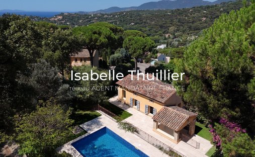Villa in La Croix-Valmer, Provence-Alpes-Côte d'Azur, France 1