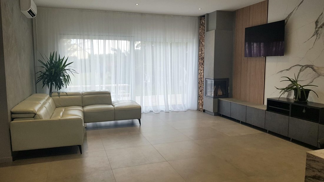 Villa in Coulommiers, Ile-de-France, France 4 - 18334029