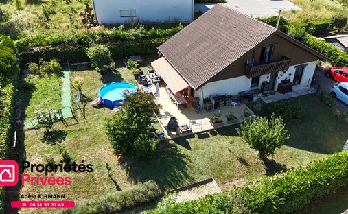 Villa in Collonges, Auvergne-Rhône-Alpes, France 1