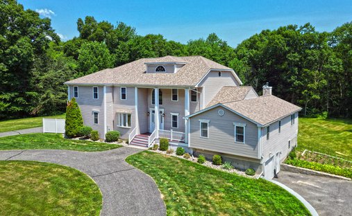 House in Oxford, Connecticut, United States 1