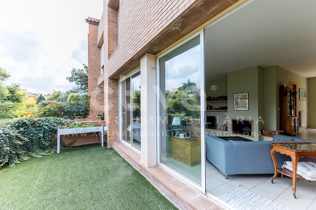 Chalet in Sant Just Desvern, Catalonia, Spain 5 - 18333848