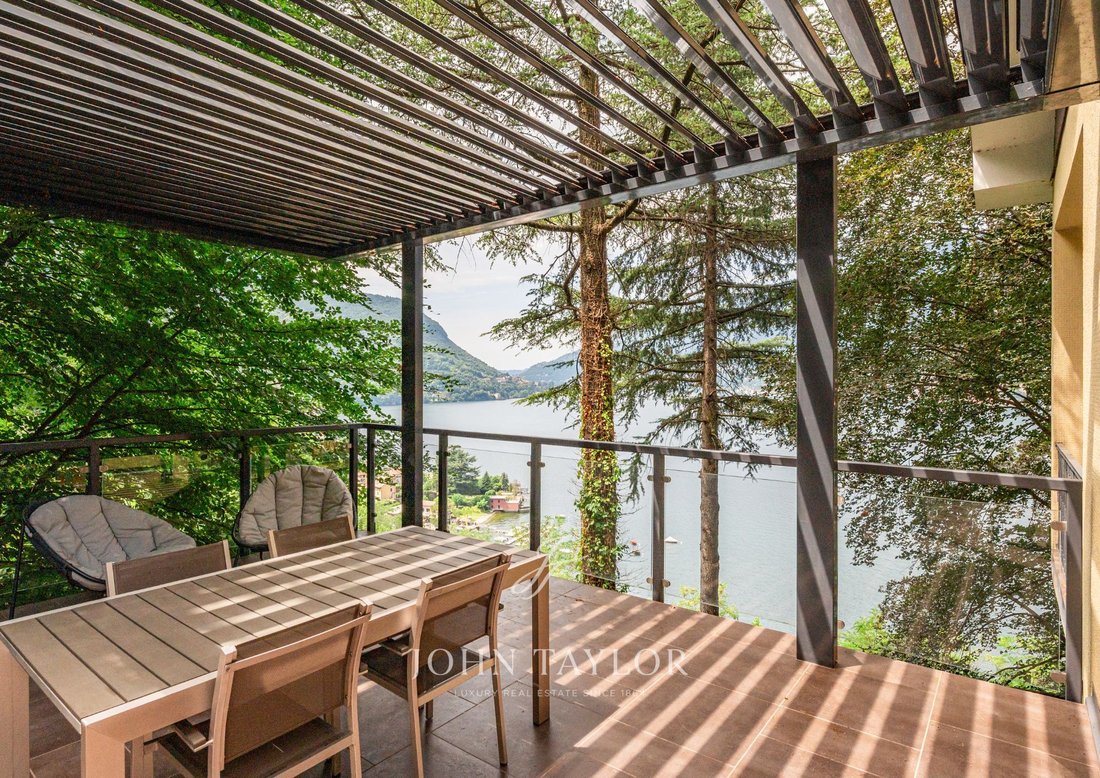 Villa in Faggeto Lario, Lombardy, Italy 1 - 18333864